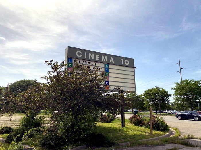 Cinema 10 - JUNE 15 2022 PHOTO (newer photo)